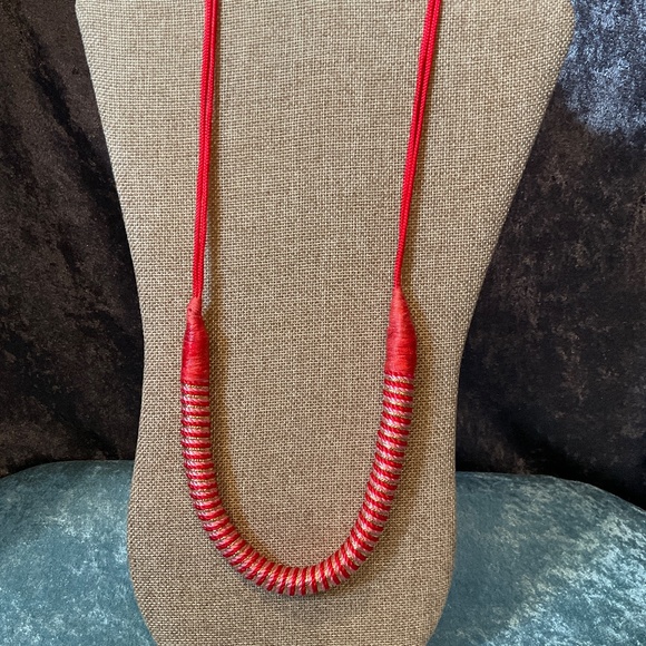 Red and Gold Twisted Rope Necklace - Picture 4 of 4